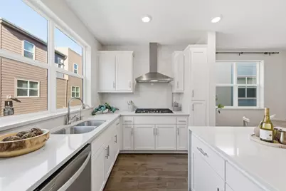 1938 Galileo Ln, San Jose, CA 95133 - Photo 13