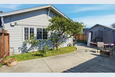 2260 Clarke Ave, East Palo Alto, CA 94303 - Photo 57