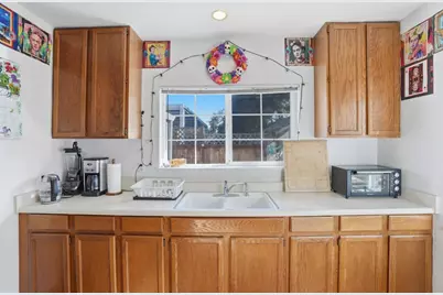 2260 Clarke Ave, East Palo Alto, CA 94303 - Photo 41