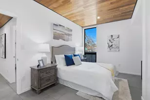 2260 Clarke Ave, East Palo Alto, CA 94303 - Photo 27