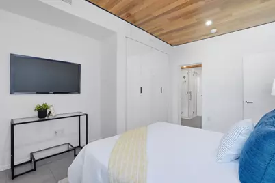 2260 Clarke Ave, East Palo Alto, CA 94303 - Photo 29