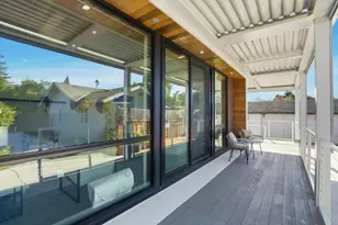 2260 Clarke Ave, East Palo Alto, CA 94303 - Photo 7