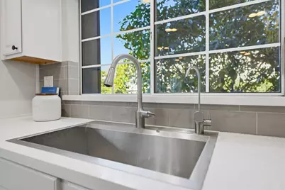 3066 Nattinger Ln, San Jose, CA 95125 - Photo 21