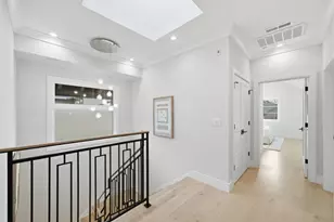 909 Waverley St, Palo Alto, CA 94301 - Photo 23