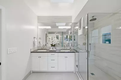 909 Waverley St, Palo Alto, CA 94301 - Photo 29