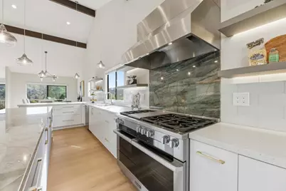 118 Merion Ter, Moraga, CA 94556 - Photo 11