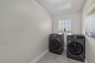 1525 McKendrie St, San Jose, CA 95126 - Photo 21