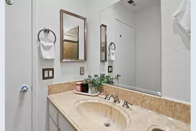 1661 Braddock Ct, San Jose, CA 95125 - Photo 27