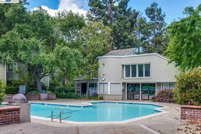 1661 Braddock Ct, San Jose, CA 95125 - Photo 39