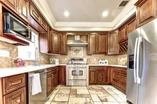 68 S 19th St, San Jose, CA 95116 - Photo 9