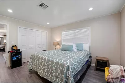 304 Los Encinos St 304, San Jose, CA 95134 - Photo 25