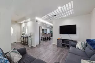 304 Los Encinos St 304, San Jose, CA 95134 - Photo 11