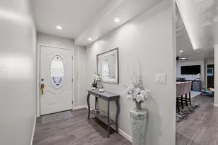 304 Los Encinos St 304, San Jose, CA 95134 - Photo 7