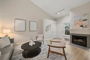 913 Apricot Ave B, Campbell, CA 95008 - Photo 3