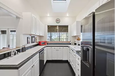 8 Central Ct, Los Gatos, CA 95030 - Photo 21