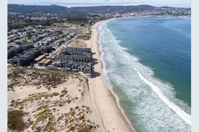 125 Surf Way 343, Monterey, CA 93940 - Photo 19