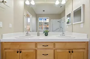 1655 Valley Oaks Dr, Gilroy, CA 95020 - Photo 23