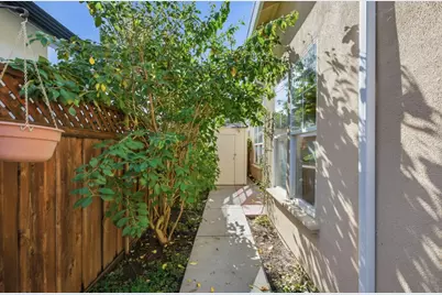 1655 Valley Oaks Dr, Gilroy, CA 95020 - Photo 37