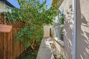 1655 Valley Oaks Dr, Gilroy, CA 95020 - Photo 37