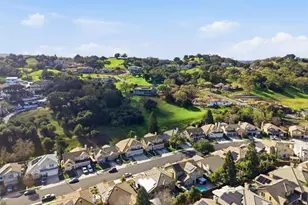 1655 Valley Oaks Dr, Gilroy, CA 95020 - Photo 43