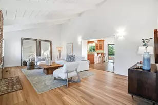 652 Rosewood Ct, Los Altos, CA 94024 - Photo 3