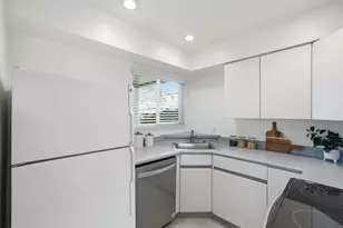 455 Lotus Ln, Mountain View, CA 94043 - Photo 13