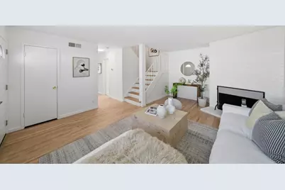 455 Lotus Ln, Mountain View, CA 94043 - Photo 5