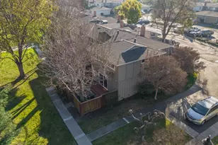 455 Lotus Ln, Mountain View, CA 94043 - Photo 39