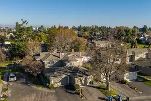 455 Lotus Ln, Mountain View, CA 94043 - Photo 41