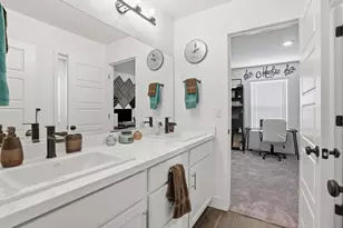 1656 Thistle Ln, Los Banos, CA 93635 - Photo 21