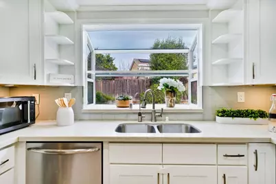 32368 Derby St, Union City, CA 94587 - Photo 19