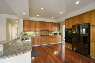 35100 King Ct, Fremont, CA 94536 - Photo 5