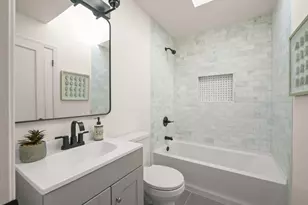 318 Topeka Ave, San Francisco, CA 94124 - Photo 23