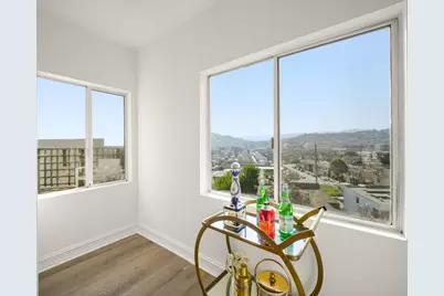 318 Topeka Ave, San Francisco, CA 94124 - Photo 13