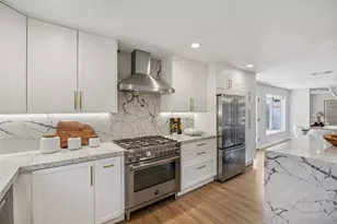 2434 Waverley St, Palo Alto, CA 94301 - Photo 7