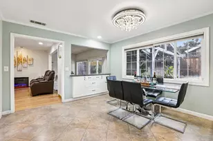 3272 Vistamont Dr, San Jose, CA 95118 - Photo 15