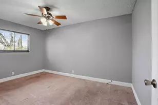 154 N Santa Rosa St, Los Banos, CA 93635 - Photo 15