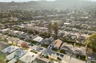 3936 Regan Dr, San Mateo, CA 94403 - Photo 51