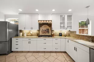 3936 Regan Dr, San Mateo, CA 94403 - Photo 17