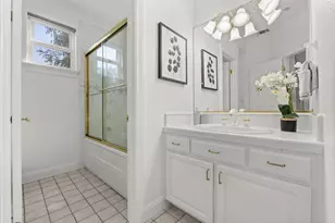 1925 Mantelli Dr, Gilroy, CA 95020 - Photo 27