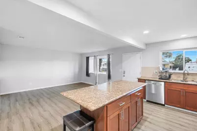 16012 Julie Ln, Lathrop, CA 95330 - Photo 5