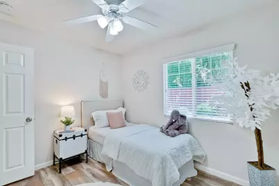 2872 Manda Dr, San Jose, CA 95124 - Photo 9