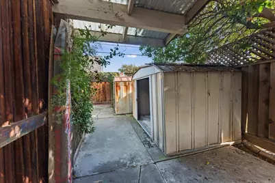 2638 Park Wilshire Dr, San Jose, CA 95124 - Photo 35