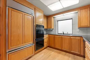 2638 Park Wilshire Dr, San Jose, CA 95124 - Photo 15