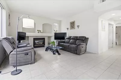 34 Whitman Cir, Salinas, CA 93906 - Photo 9