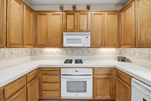 34 Whitman Cir, Salinas, CA 93906 - Photo 13