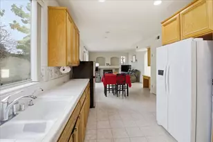 34 Whitman Cir, Salinas, CA 93906 - Photo 11