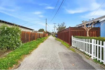 7681 Hanna St, Gilroy, CA 95020 - Photo 35