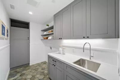 1908 Devereux Dr, Burlingame, CA 94010 - Photo 27