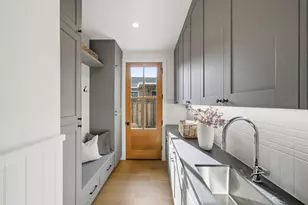 1908 Devereux Dr, Burlingame, CA 94010 - Photo 17